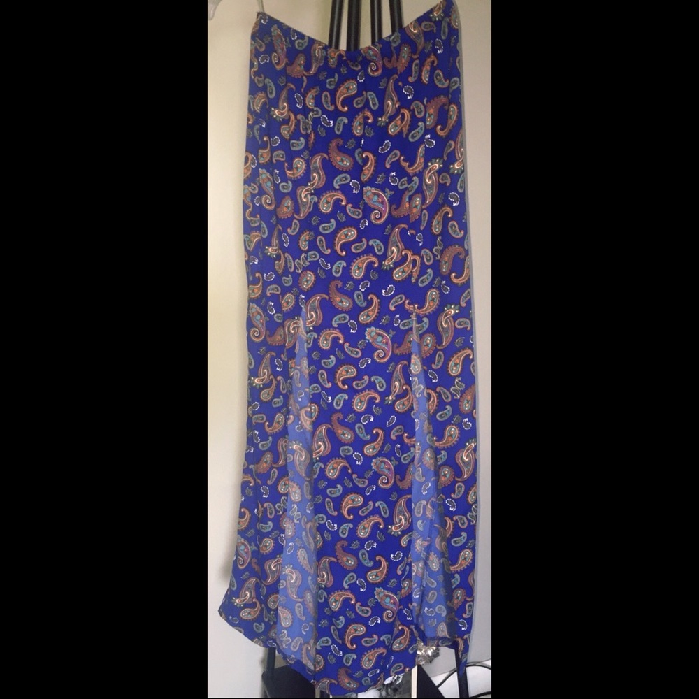 Long paisley maxi skirt with slits